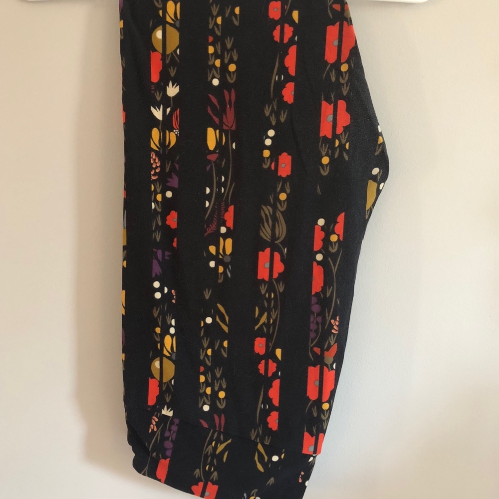 Lularoe Tall and Curvy leggings